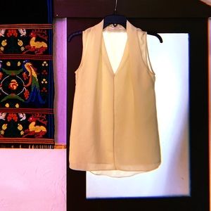 T. Tahari Pastel Lime Sleveless Blouse
